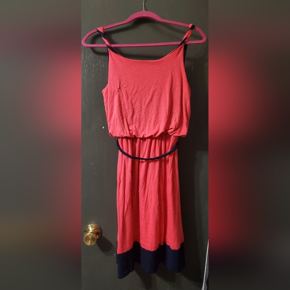 NWOT Gilli Pink and Navy Dress Colorblocking - Picture 2 of 5